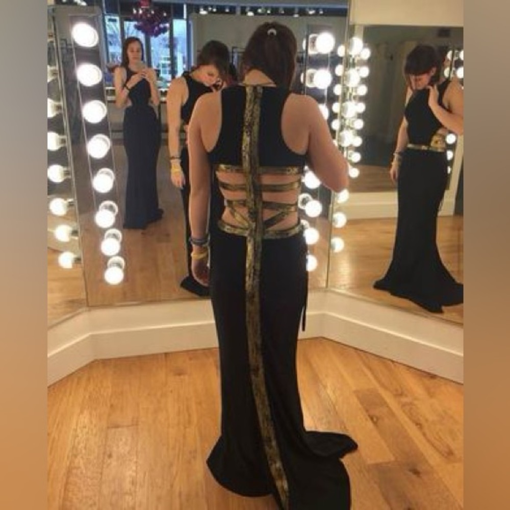 Faviana Prom dress